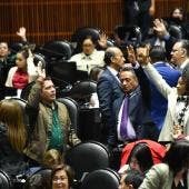 Pemex CFE diputados paraestatales