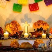 Altar de Día de Muertos una tradición que conecta a los vivos y los muertos