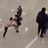 VIDEO  Riña en facultad de la UANL alumnos defienden a compañera de acosador