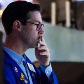 Wall Street abre con fuertes caídas tras aranceles globales de Trump