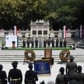 Rinden homenaje póstumo a sargento Maximiliano Gutiérrez, último integrante del Escuadrón 201