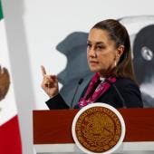 firma Sheinbaum decretos bajar edad jubilacion profesores