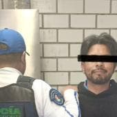 cae sujeto presunta agresion mujer Metro La Paz