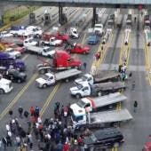 Caos por bloqueo de transportistas en la México-Querétaro y la México-Pachuca