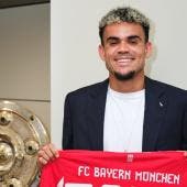 Luis Diaz firma Bayern Munich