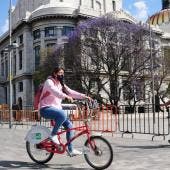 Con una flota de 9 mil 308 bicicletas y un horario de servicio de 05:00 a 00:30 horas, ECOBICI se mantiene como el sistema de bicicleta pública compartida más utilizado de América