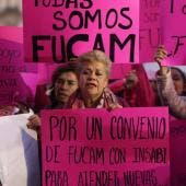 Protesta afuera de Palacio Nacional