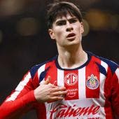 Las Chivas de Guadalajara del entrenador argentino Gabriel Milito se impusieron con autoridad por 4-1 al Atlas este sábado en el Clásico Tapatío