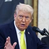 autoriza Trump CIA ataques Venezuela.jpg