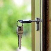Por su parte, el secretario de Vivienda, Inti Muñoz Santini, resaltó que en el primer año de esta administración se han entregado 16,408 créditos de vivienda