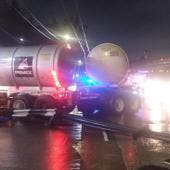 GAM choca pipa Pemex San Juan Aragon.jpg