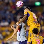 Con este resultado, Tigres llega a 23 puntos y se mantiene en la quinta posición del torneo, mientras que Cruz Azul suma 25 unidades.