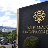 En imágenes difundidas en redes sociales se observa el despliegue del personal de emergencia y las cintas de restricción colocadas en los acceso