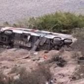 Caída de un autobús a un barranco en Perú