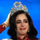  Más allá del momento viral, su trayectoria incluye logros académicos, causas sociales y una vida personal que pocas veces se cuenta.