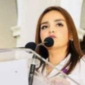 rinde protesta Grecia Quiroz edil Uruapan.jpg