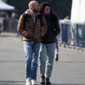 También se exhortó a evitar cambios bruscos de temperatura, ingerir abundante agua, y consumir frutas y verduras ricas en vitaminas A y C para fortalecer el sistema inmunológico.