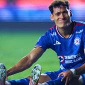 Chiquete Orozco operado con éxito 