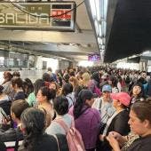Las autoridades no han precisado el tiempo estimado para la normalización del servicio en la Línea 3, que durante la tarde presentó una alta concentración de quejas por la marcha lenta