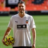 Guido Rodríguez firma con el Valencia por seis meses 