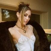 ¡Regresa Hannah Montana! Miley Cyrus sorprende a sus fanáticos 