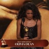 Olivia Dean gana grammy a mejor artista nuevo