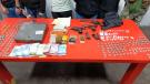 Decomiso de armas y droga