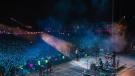 CORONA CAPITAL SUMA NUEVAS BANDAS