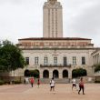 Texas revoca ley que permitía a alumnos indocumentados matrícularse como residentes Texas revoca ley que permitía a alumnos indocumentados matrícularse como residentes