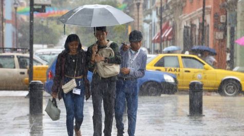 Nace la tormenta tropical 'Cosme' en el Pacífico y 'Bárbara' aumenta lluvias