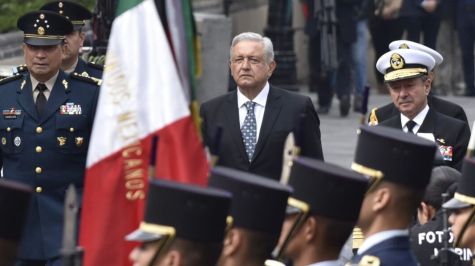Encabeza AMLO 106 Aniversario de la Marcha de la Lealtad
