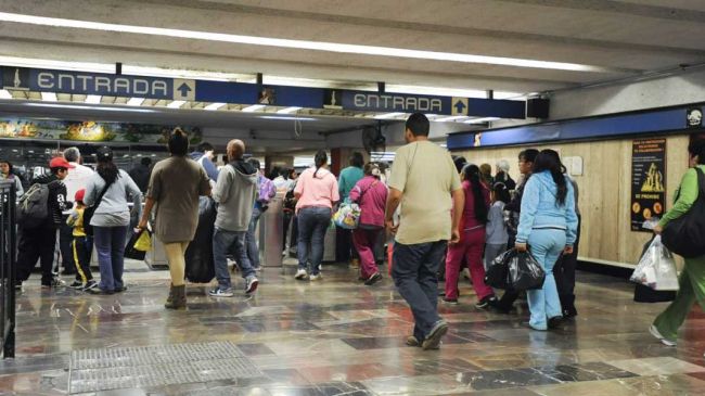 cierran-accesos-en-metro.jpg