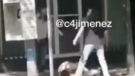 Golpean a ladrón en barbería en la colonia San Rafael
