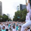 clase masiva yoga Paseo Reforma 3 mil personas
