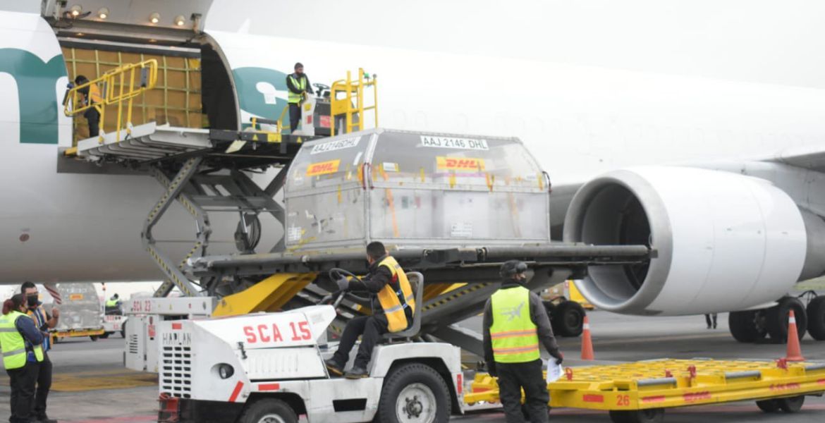 Arriban a México más de 500 mil vacunas anticovid donadas por Corea del Sur