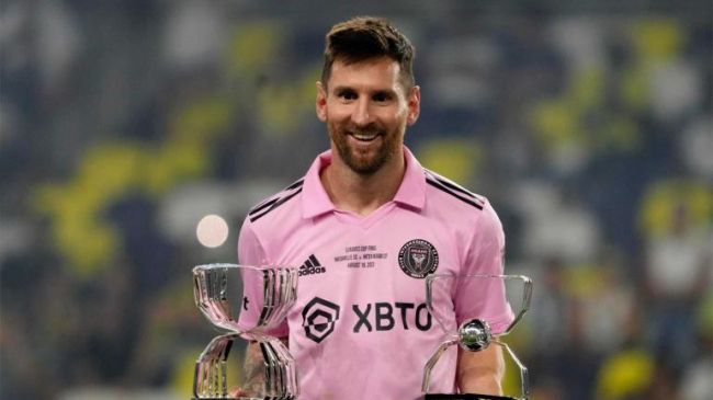 messi-genio-8-260823.jpg