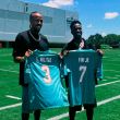 Vinicius Jr y Militao, Dolphins