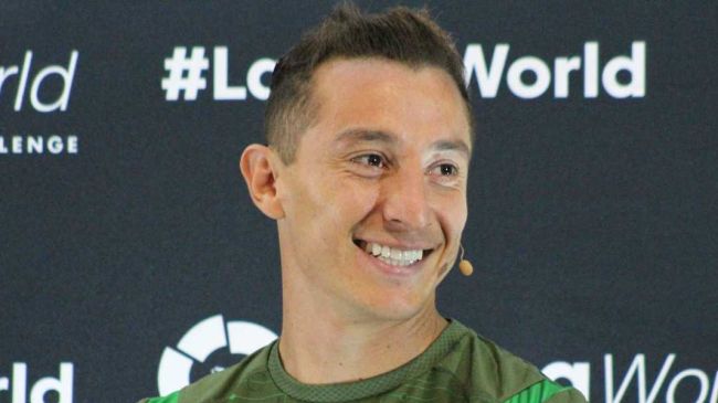 Andres Guardado con Betis 2022.jpg