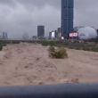 Video: Se desborda el río Santa Catarina; cierran Av. Morones Prieto