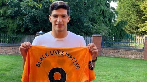DT del Wolves pone en duda continuidad de Raúl Jiménez en el equipo