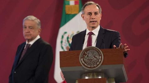 México descarta cerrar vuelos con Reino Unido; 'nueva cepa no es una amenaza'