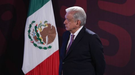 Jueces van contra la Constitución al oponerse a reforma judicial: AMLO