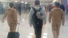 Detienen en el AICM a persona de nacionalidad china con 10 kilos de droga (2).jpg