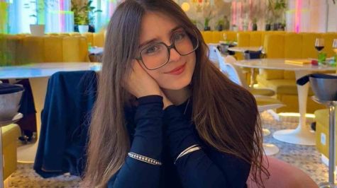 RoRo, la Influencer que cocina para su novio, responde a las críticas de feministas