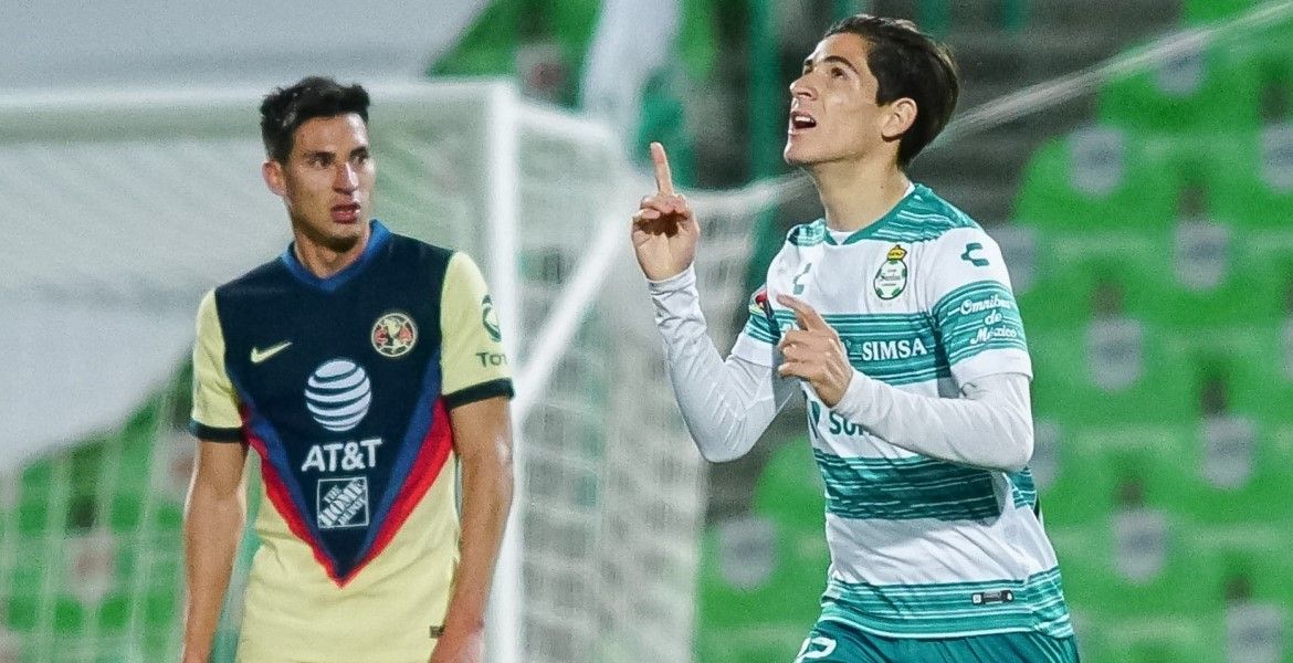 Santos rescata empate contra América y se queda con el liderato