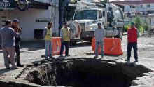 Se abre socavón de 15 metros en San Andrés Cholula, Puebla