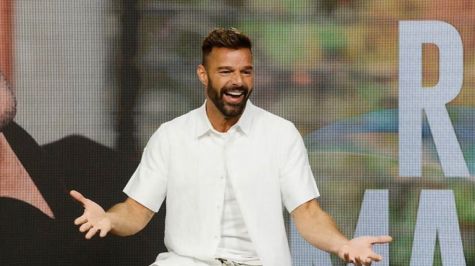 Ricky Martin invita a donar para apoyar a médicos que atienden pandemia 