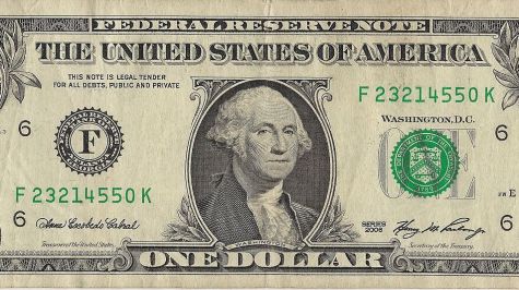 Dólar hunde divisas internacionales, peso incluido 