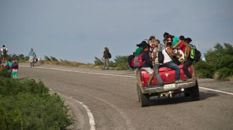 Caravana migrante solicita autobuses para trasladarse de Oaxaca a la CDMX