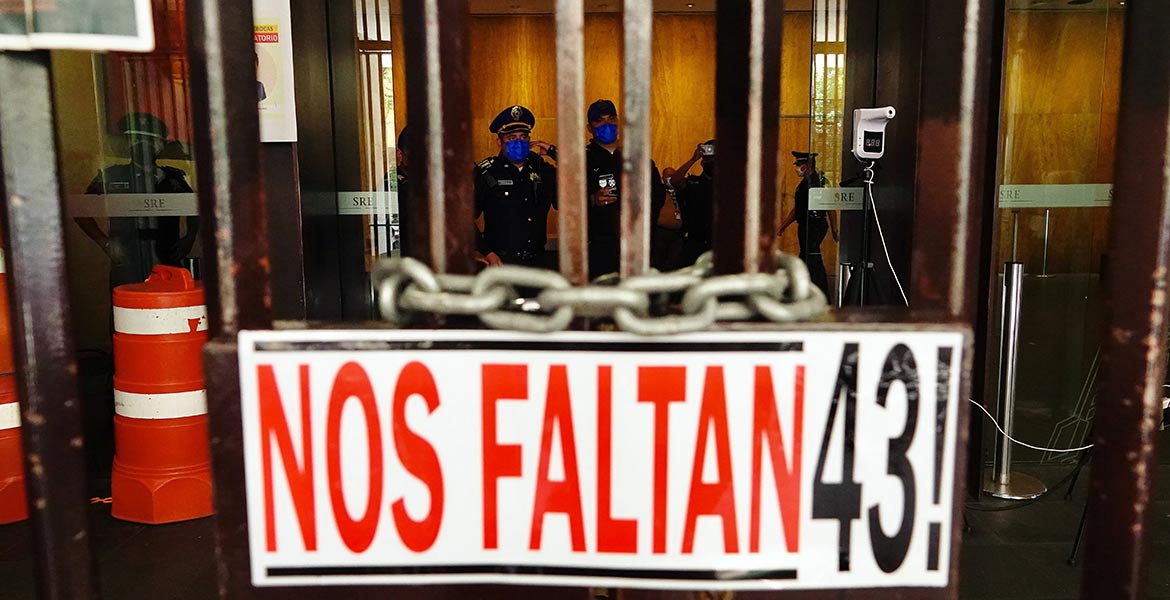 Lo que debes saber del caso Ayotzinapa a 8 años de la desaparición de ...